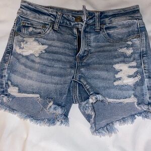 American Eagle shorts size 4 (27W)